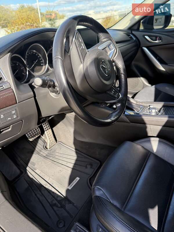 Седан Mazda 6 2017 в Ивано-Франковске