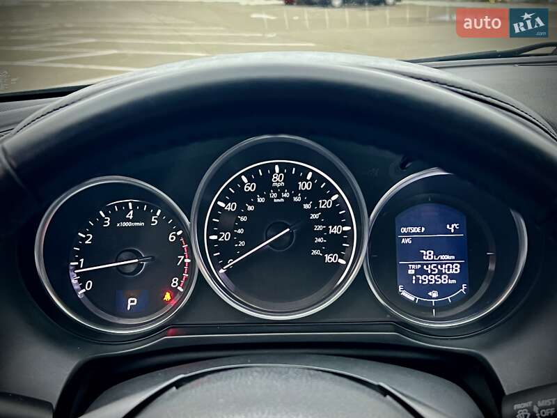 Седан Mazda 6 2015 в Киеве