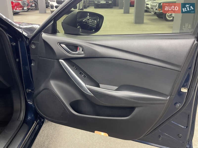 Седан Mazda 6 2016 в Харькове