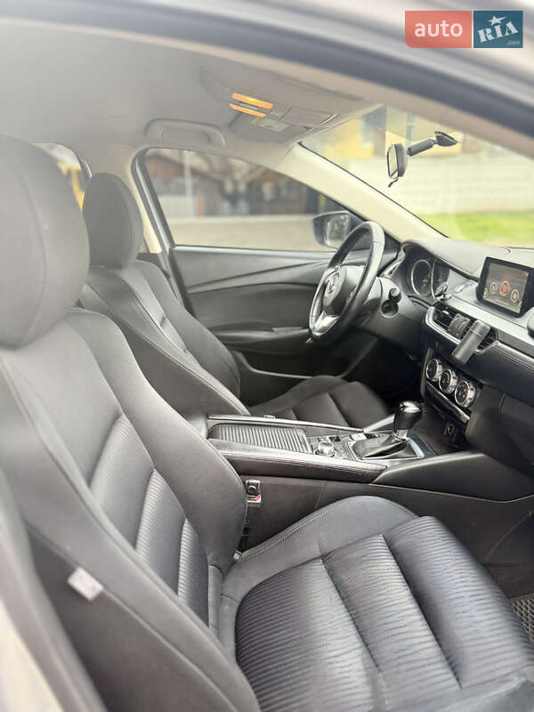 Седан Mazda 6 2016 в Миколаєві