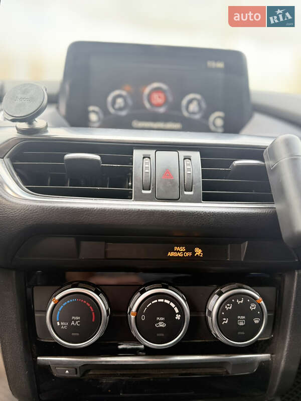 Седан Mazda 6 2016 в Миколаєві