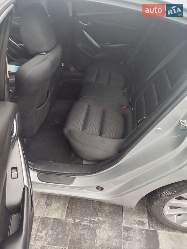 Седан Mazda 6 2016 в Ивано-Франковске