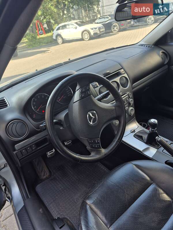Седан Mazda 6 2004 в Сумах