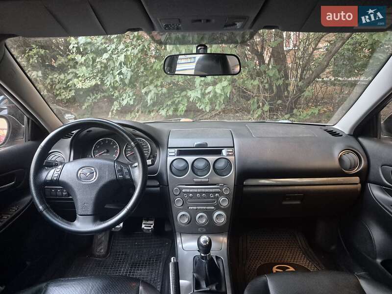 Седан Mazda 6 2004 в Сумах