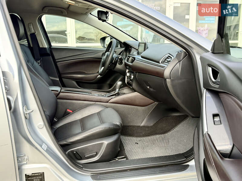 Седан Mazda 6 2015 в Одессе