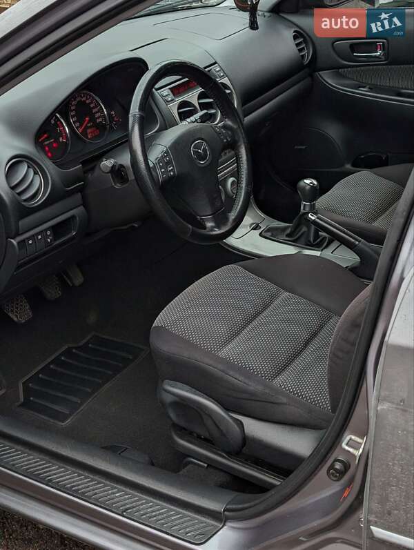 Седан Mazda 6 2004 в Бершади
