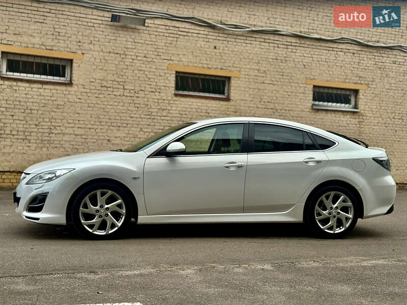Лифтбек Mazda 6 2011 в Ровно
