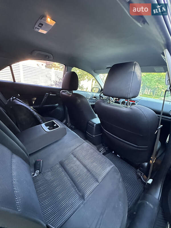 Седан Mazda 6 2006 в Киеве