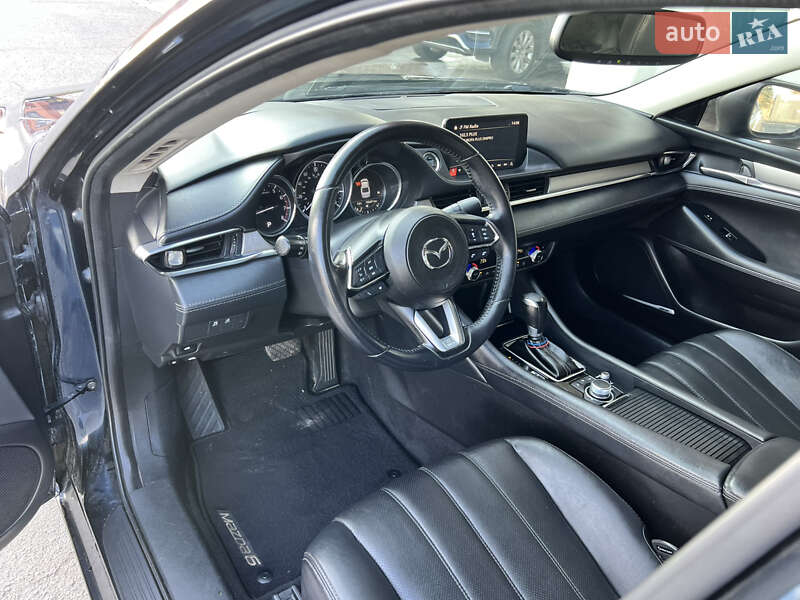 Седан Mazda 6 2018 в Днепре