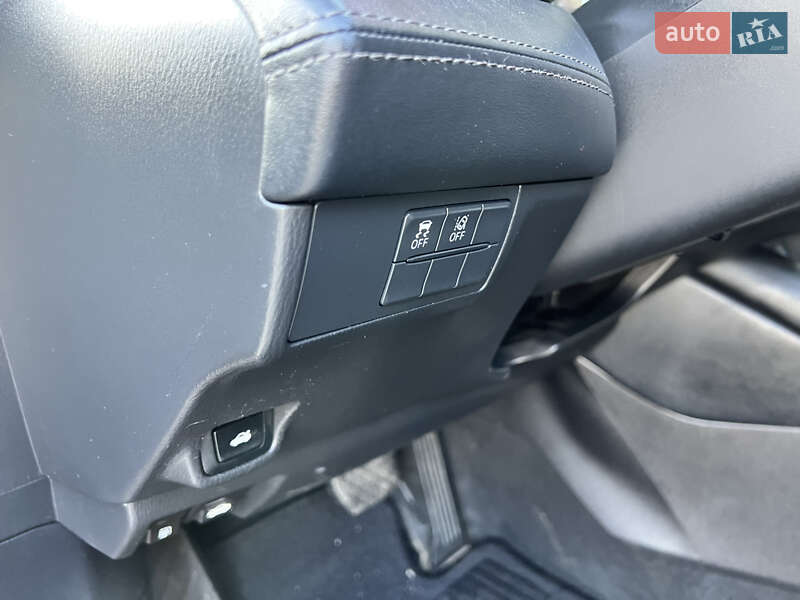 Седан Mazda 6 2018 в Днепре