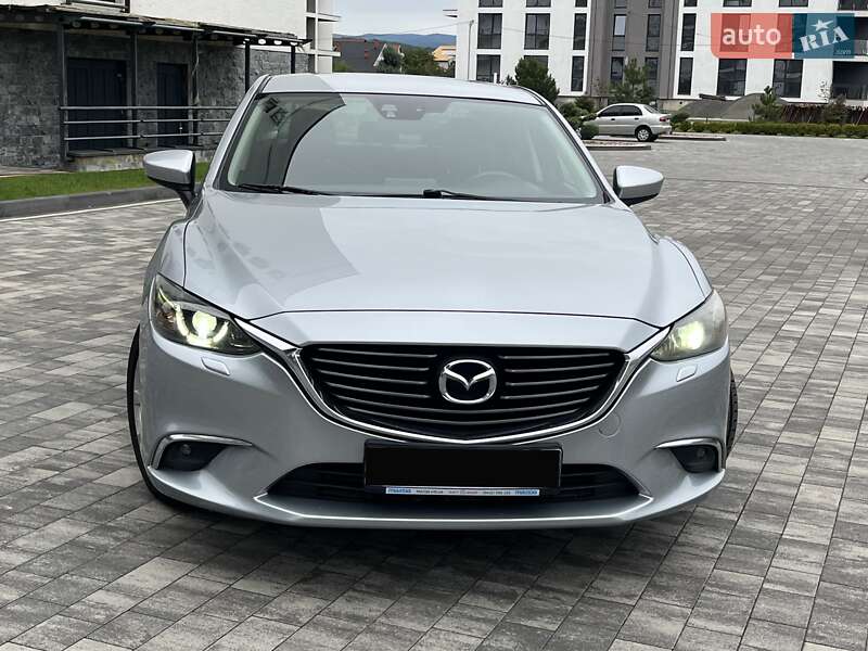 Седан Mazda 6 2016 в Мукачево