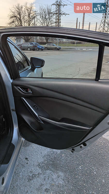 Седан Mazda 6 2015 в Днепре