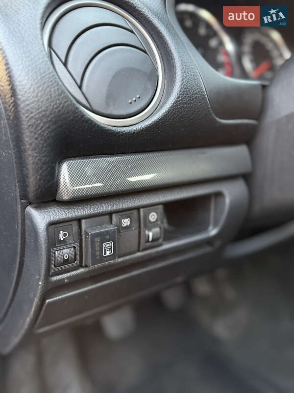 Седан Mazda 6 2003 в Запорожье