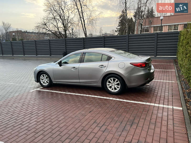 Седан Mazda 6 2014 в Черкасах
