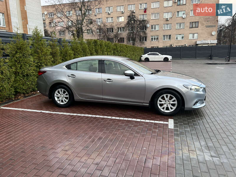 Седан Mazda 6 2014 в Черкасах
