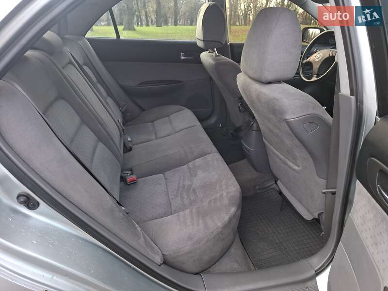 Седан Mazda 6 2004 в Запорожье