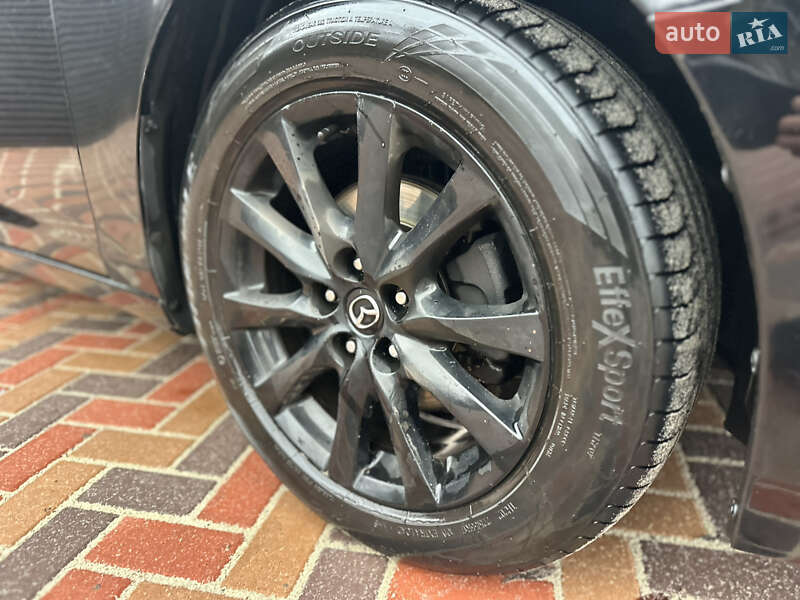 Седан Mazda 6 2014 в Чернігові