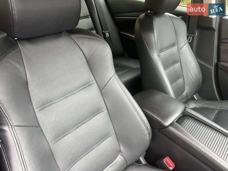 Седан Mazda 6 2017 в Киеве