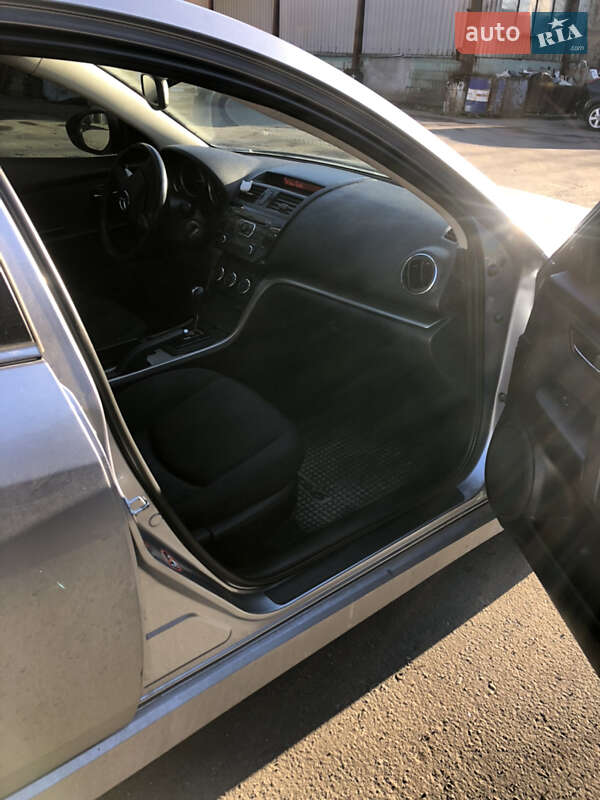 Седан Mazda 6 2011 в Кременчуці