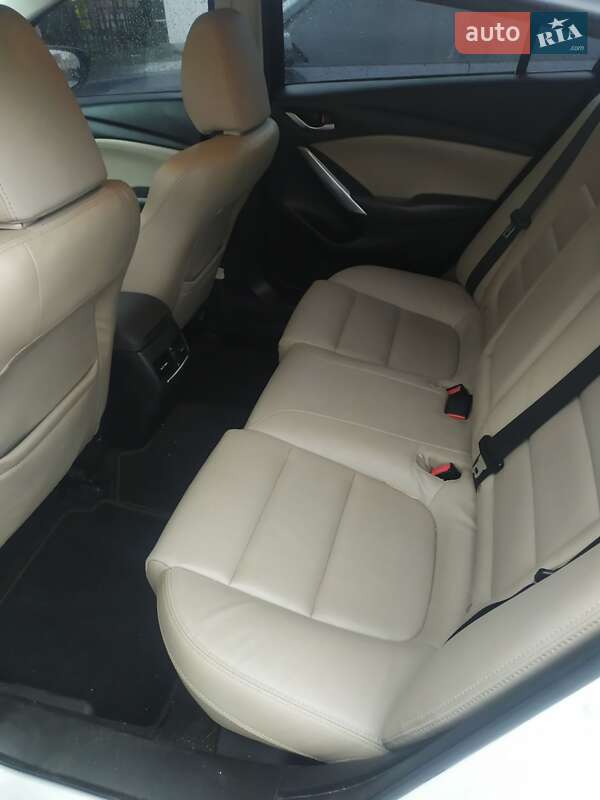 Седан Mazda 6 2013 в Киеве