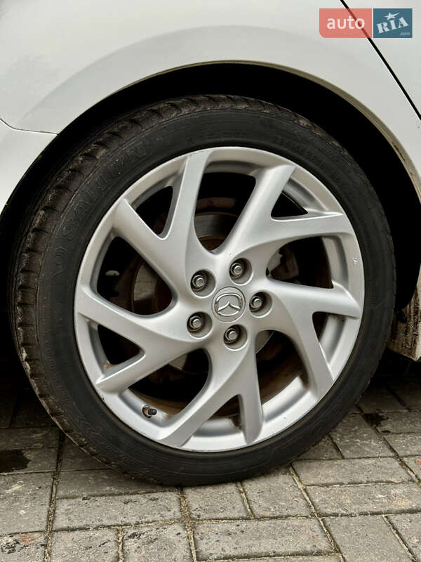 Седан Mazda 6 2011 в Харькове