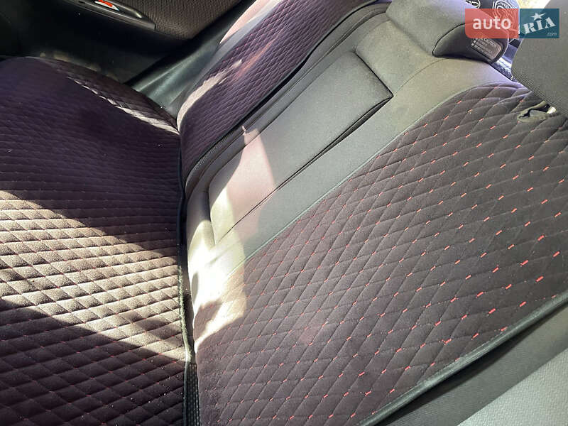 Ліфтбек Mazda 6 2004 в Миколаєві