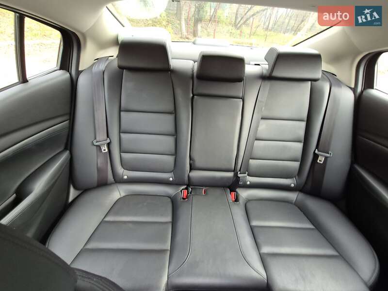 Седан Mazda 6 2016 в Києві