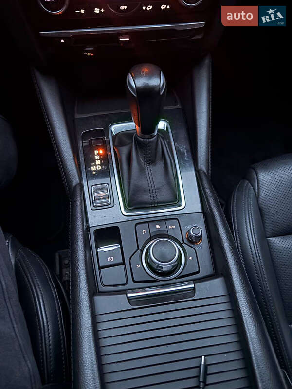 Седан Mazda 6 2016 в Дніпрі