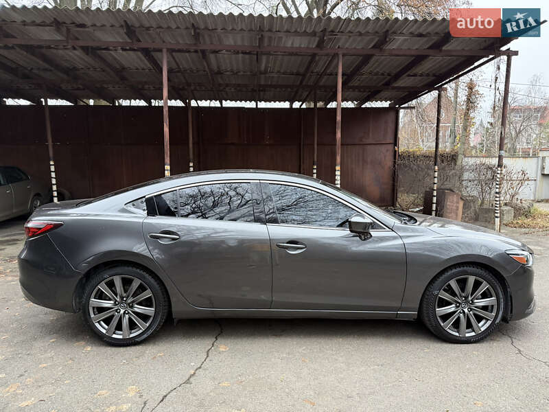Седан Mazda 6 2018 в Киеве