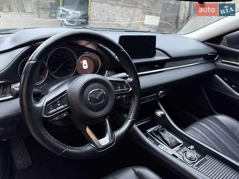 Седан Mazda 6 2018 в Киеве