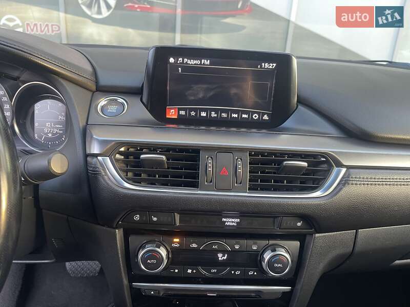 Седан Mazda 6 2016 в Николаеве