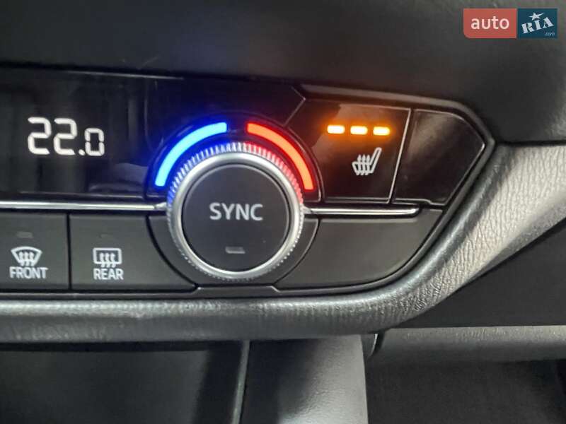 Седан Mazda 6 2018 в Львові