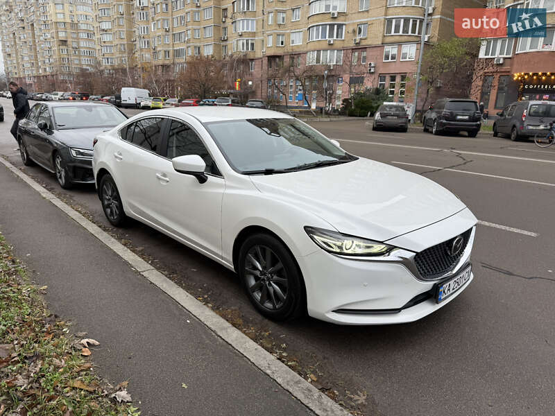 Седан Mazda 6 2019 в Киеве
