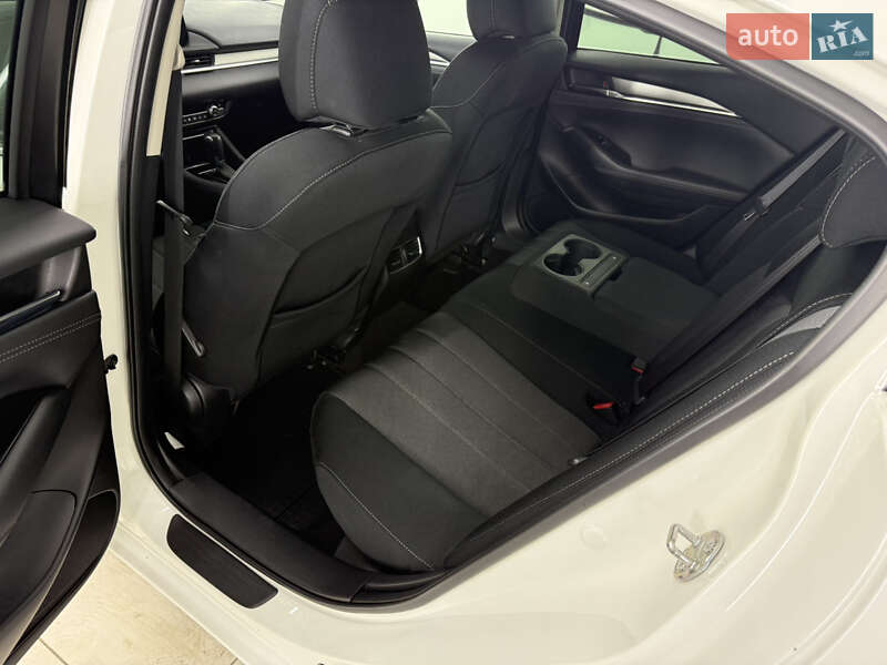 Седан Mazda 6 2019 в Киеве