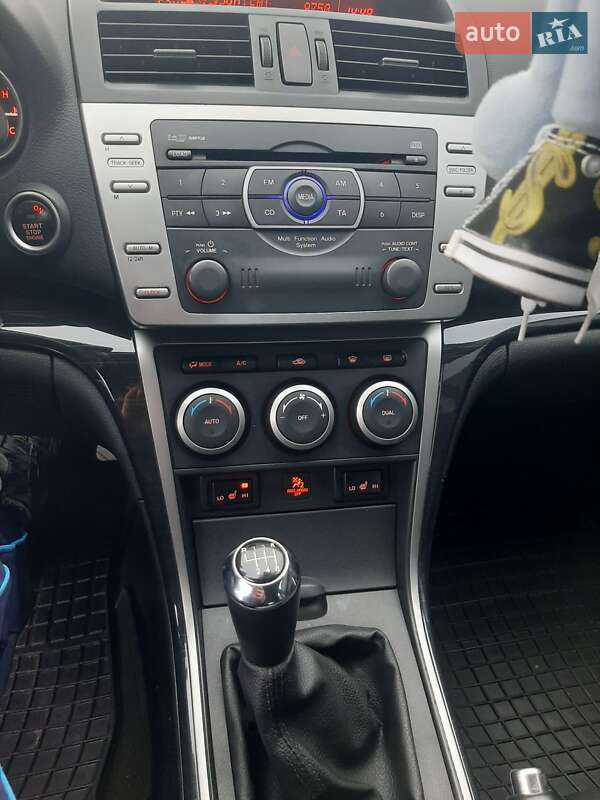 Седан Mazda 6 2008 в Харькове