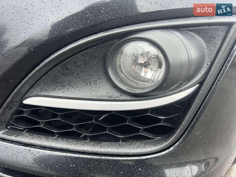 Універсал Mazda 6 2010 в Вінниці