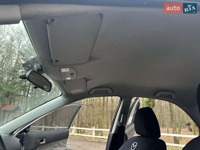 Седан Mazda 6 2003 в Дрогобичі