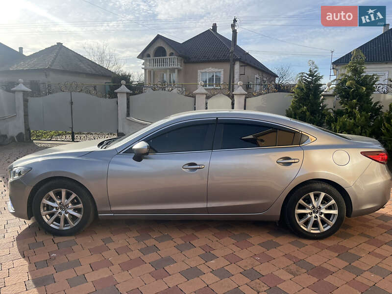 Седан Mazda 6 2014 в Мукачево