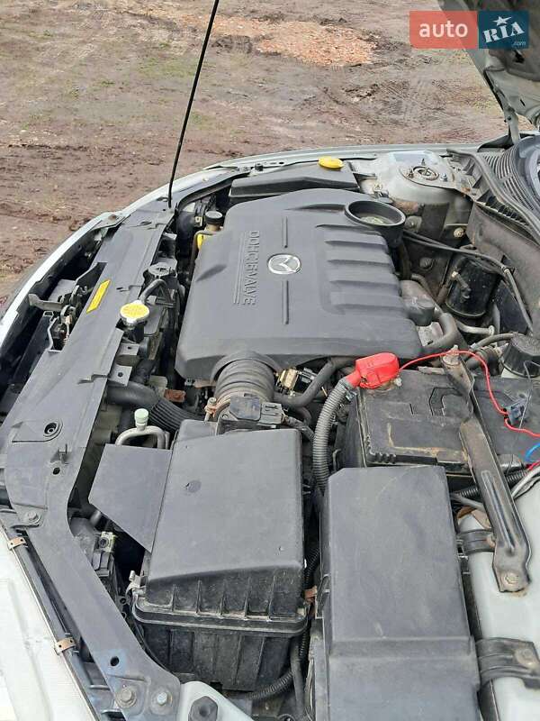 Седан Mazda 6 2002 в Луцьку