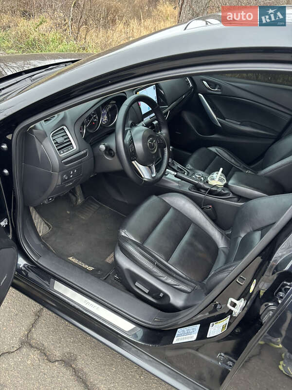 Седан Mazda 6 2015 в Киеве
