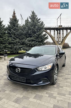 Седан Mazda 6 2016 в Днепре
