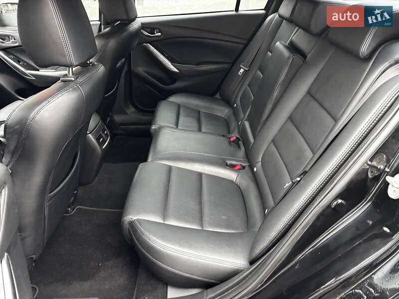 Седан Mazda 6 2016 в Запорожье