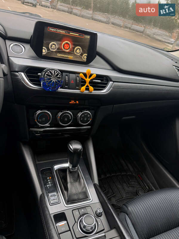 Седан Mazda 6 2015 в Николаеве