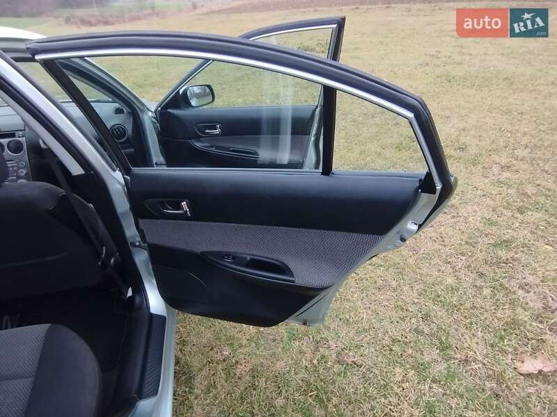 Лифтбек Mazda 6 2005 в Здолбунове