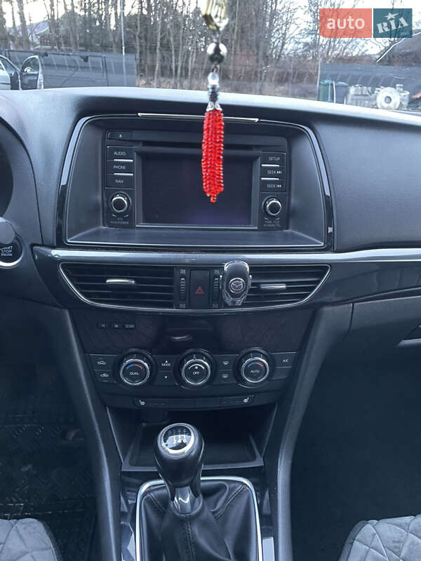 Седан Mazda 6 2012 в Ивано-Франковске