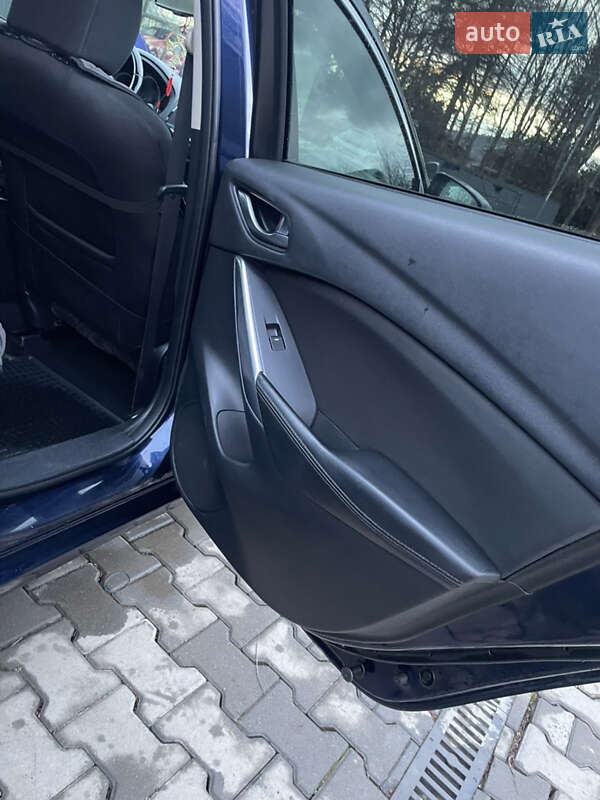 Седан Mazda 6 2012 в Ивано-Франковске