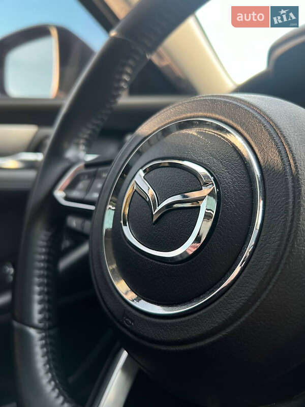 Седан Mazda 6 2018 в Днепре