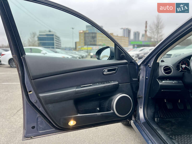 Лифтбек Mazda 6 2009 в Киеве фото 14 Лифтбек Mazda 6 2009 в Киеве