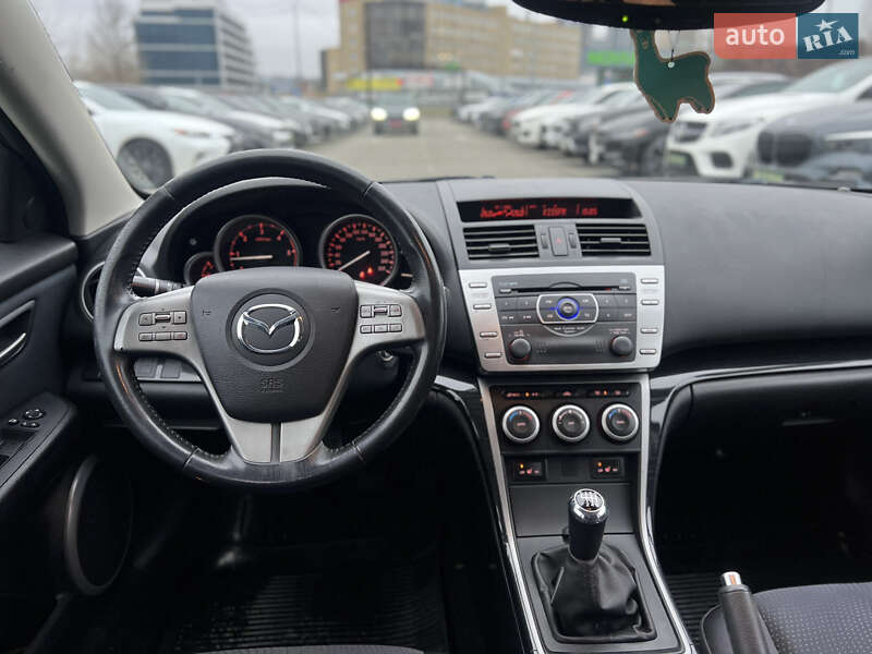 Лифтбек Mazda 6 2009 в Киеве фото 44 Лифтбек Mazda 6 2009 в Киеве