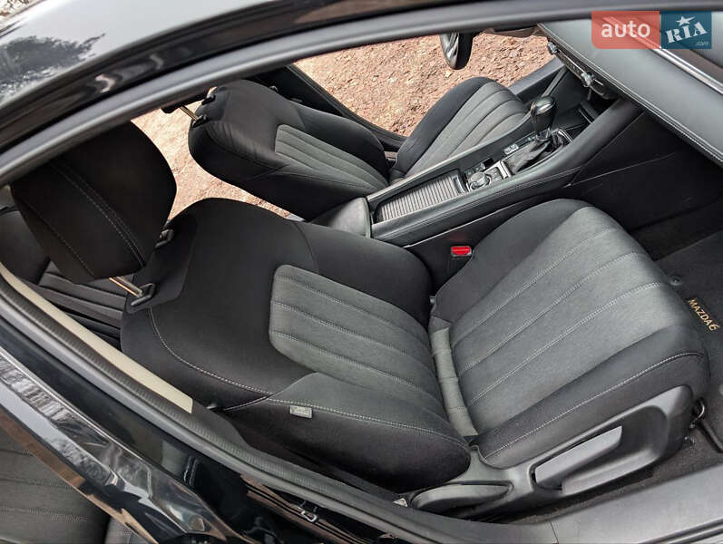 Седан Mazda 6 2019 в Киеве